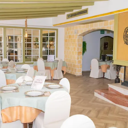 Отель Don Manuel 4*
